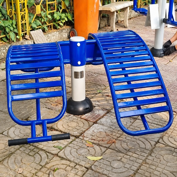 Máy Tập Lưng Bụng KM-008 Ngoài Trời